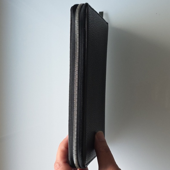Celine Black Leather Wallet - Picture 4 of 13